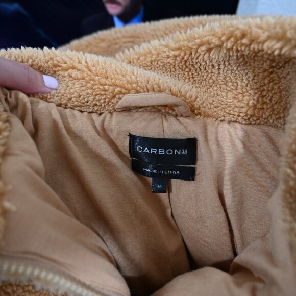 Carbon38 Teddy Zip Up Jacket with Hood in Tan Size Medium - Picture 7 of 10